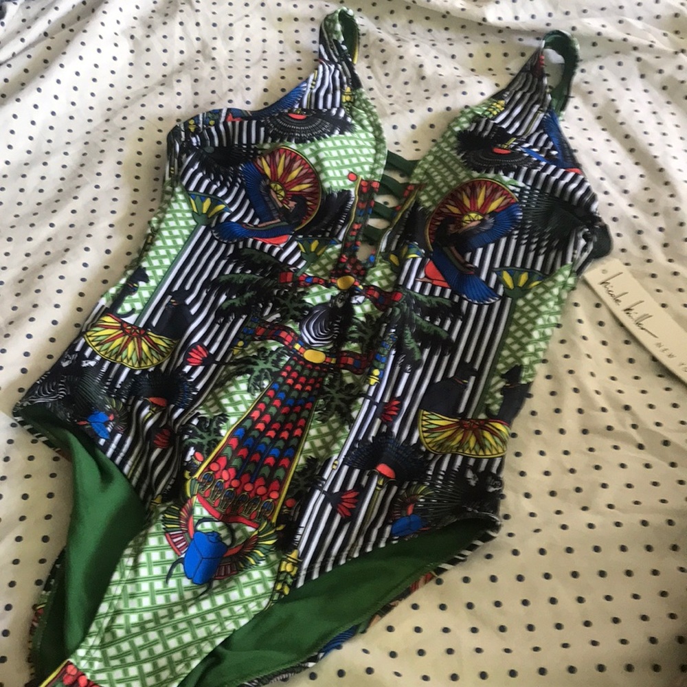 Gorgeous brand new Nicole Miller bathing suit